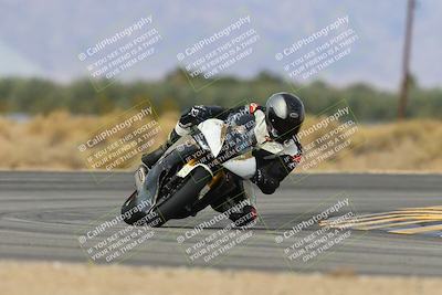 media/Feb-07-2025-CVMA Friday Practice (Fri) [[7034960ba2]]/3-Racer 3-NRS/Session 4 (Turn 16)/